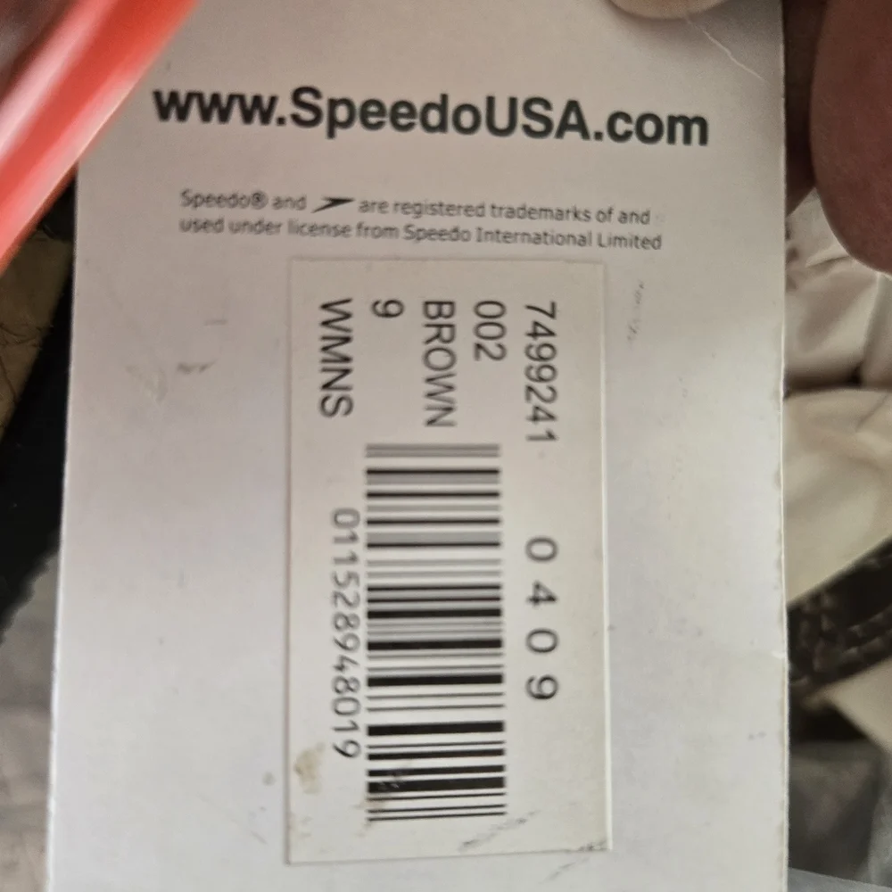 Speedo NWT sz 9 Brown Thong Flip Flops Women's Casual Flat Cork Insole